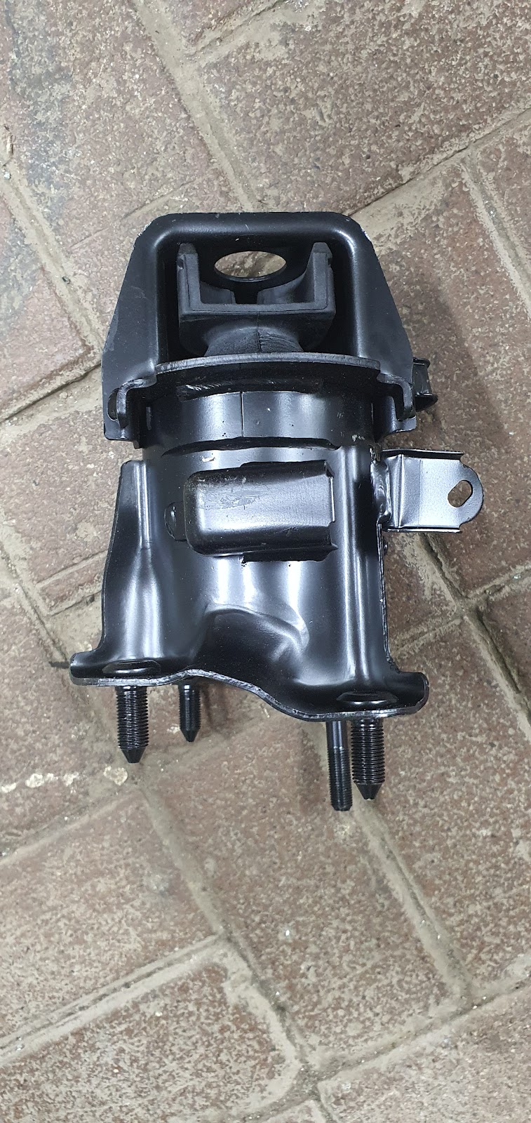 AUTO SPARE PARTS — Motorbike Parts Accessories in Sharjah, Al Khan - Image 3