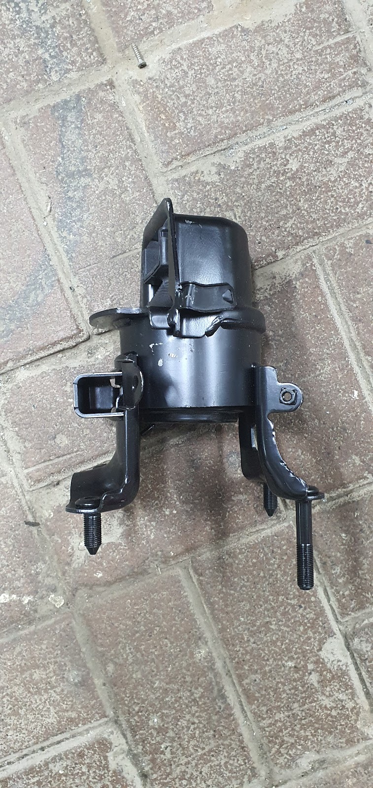 AUTO SPARE PARTS — Motorbike Parts Accessories in Sharjah, Al Khan - Image 5