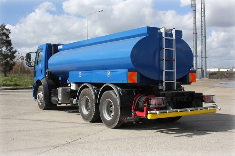 Top floor water tanker supply — Water Tanks Heaters in Sharjah , Al Khan