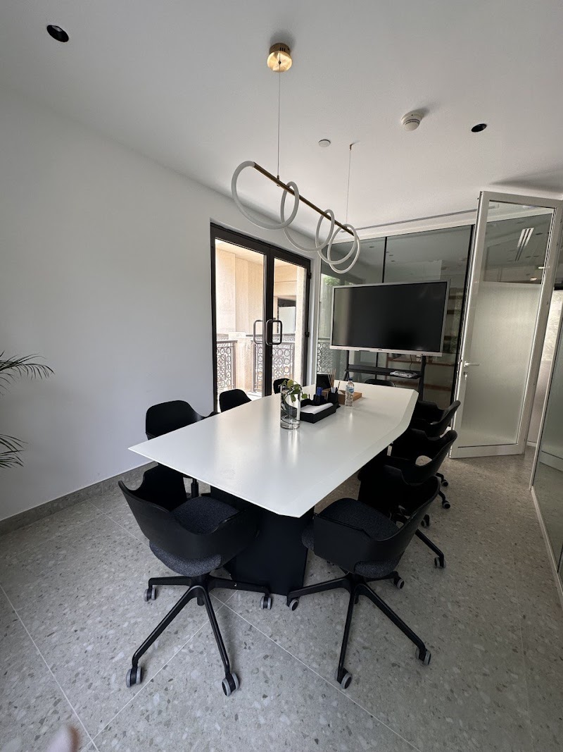Solutions & Management — Business Services in Dubai, downtown - Image 4