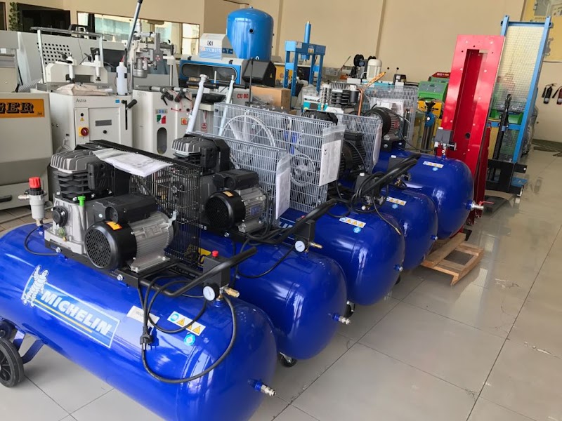Midco Equipment LLC — Compressors in Dubai, Downtown - Image 2