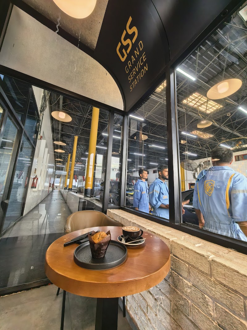 Grand Service Station Jumeirah — Vehicle Services in Dubai, Jumeirah - Image 2
