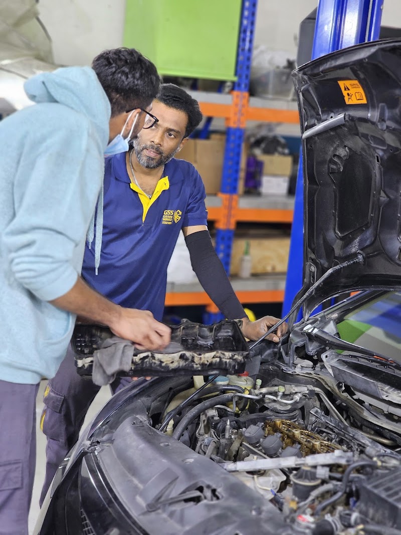 Grand Service Station Jumeirah — Vehicle Services in Dubai, Jumeirah - Image 3