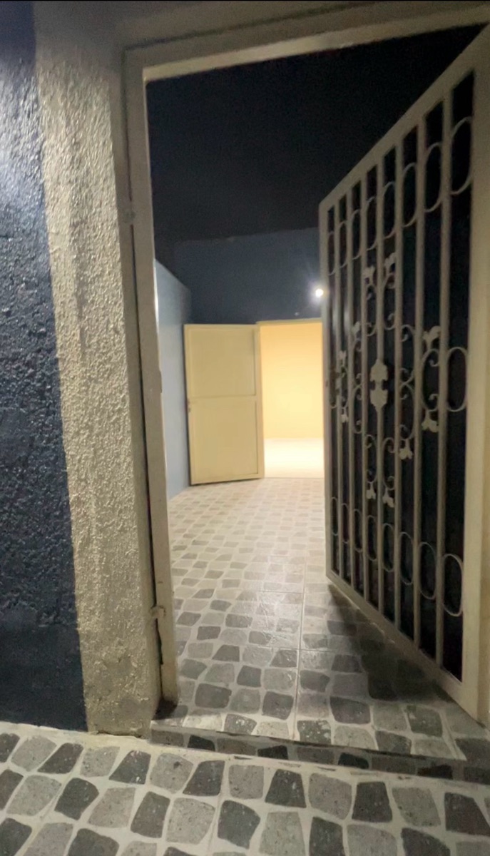 Studio for rent 