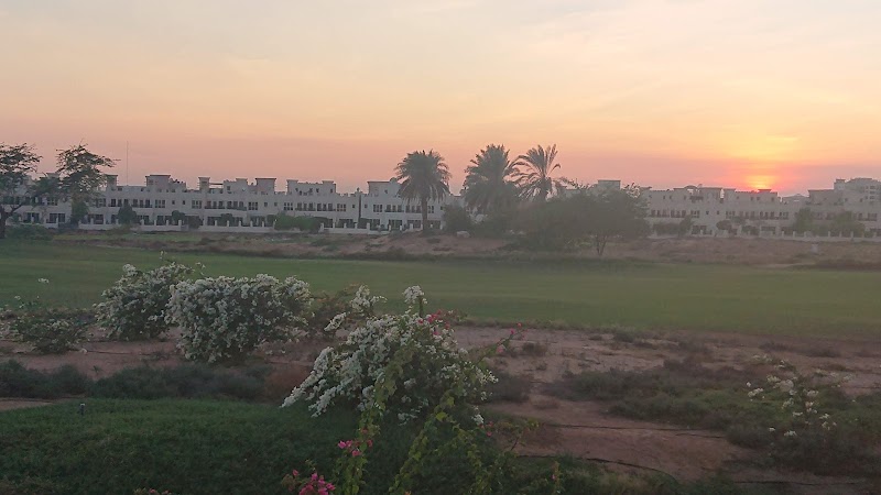 Al Hamra Golf Apartments B Building — Property for Rent in al hamra village - Image 4