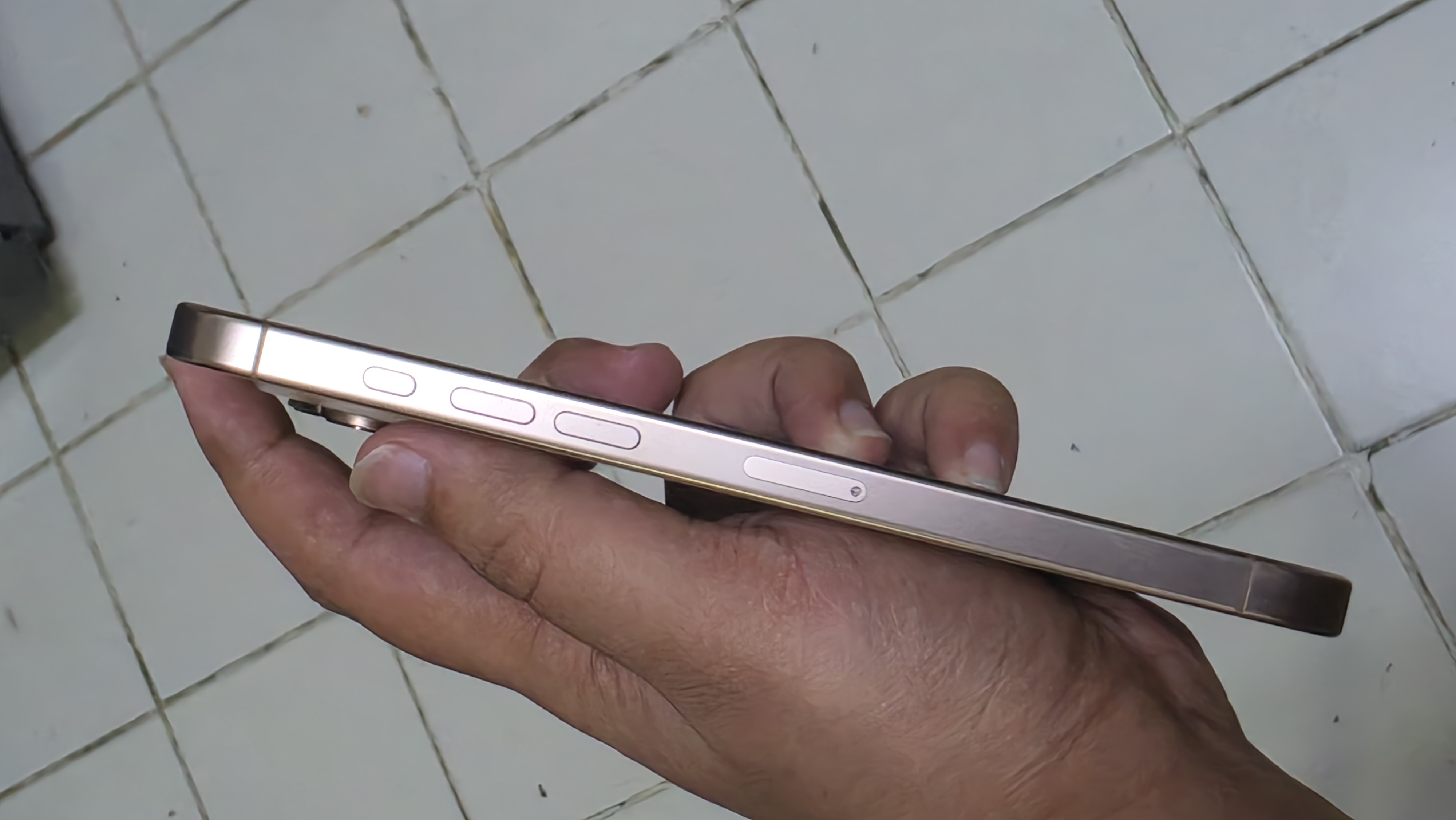 iPhone 16 pro max 256 Gb Desert Titanium - Image 5