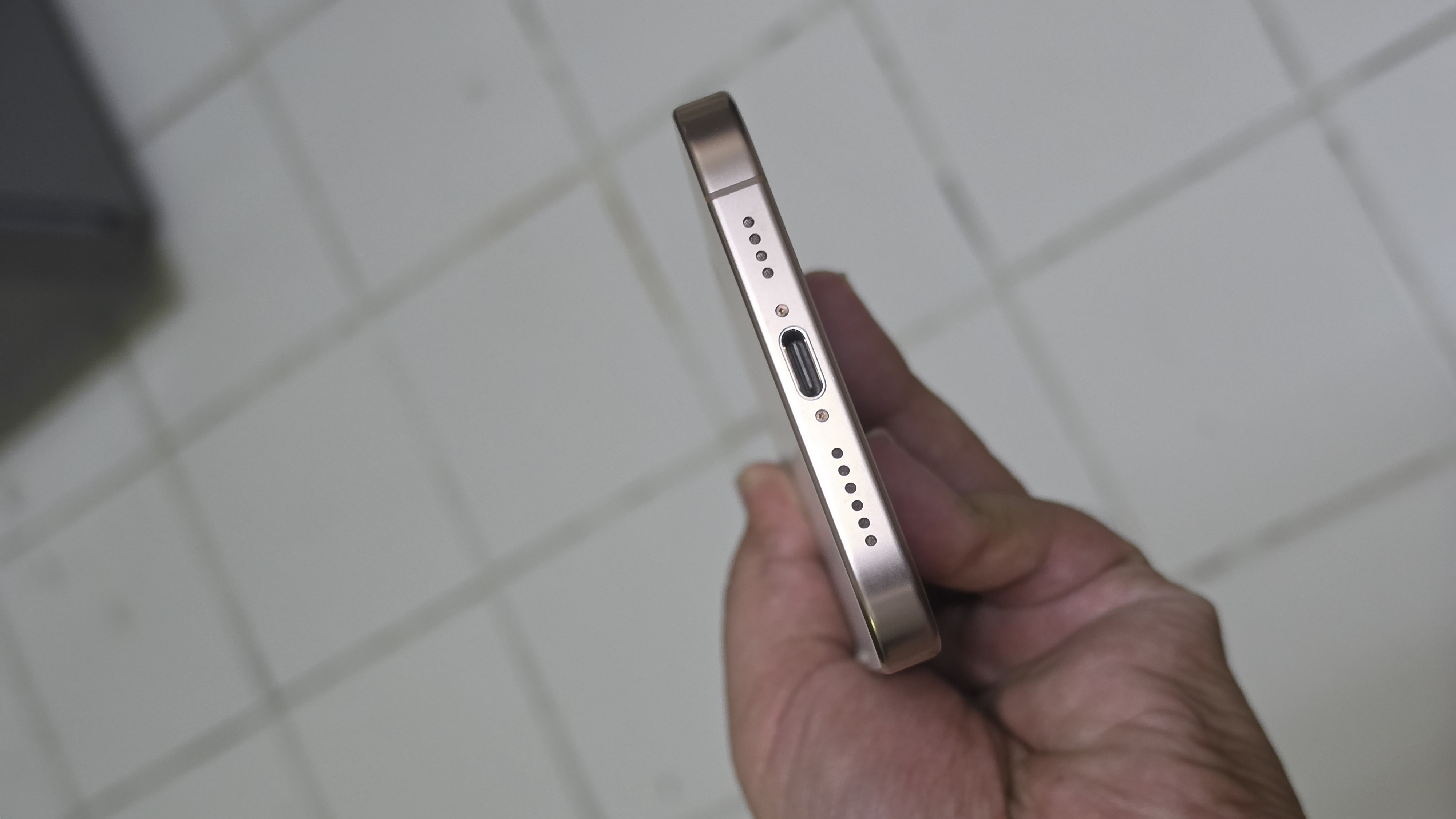 iPhone 16 pro max 256 Gb Desert Titanium - Image 9