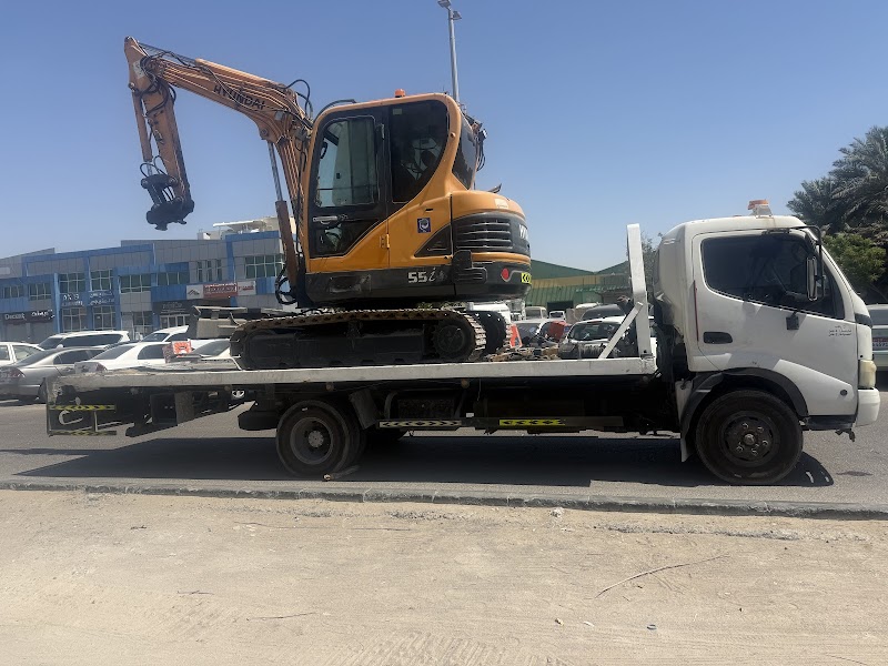 Abu Dhabi car recovery — Car Recovery Services in Merashid - Image 2