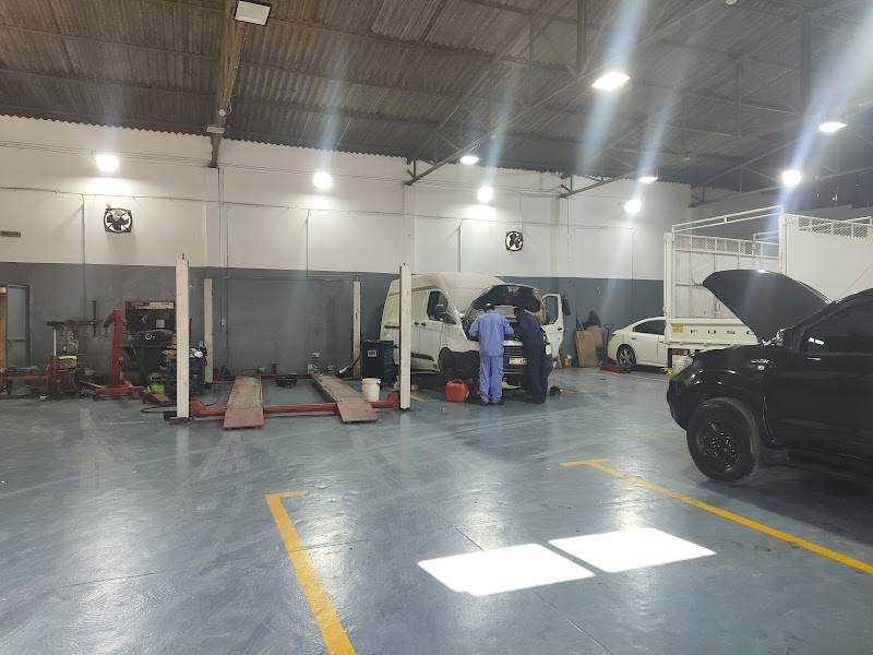 Al Nawras Car Tyres Repairing LLC. — Car Repair Services in Al Raas - Image 3