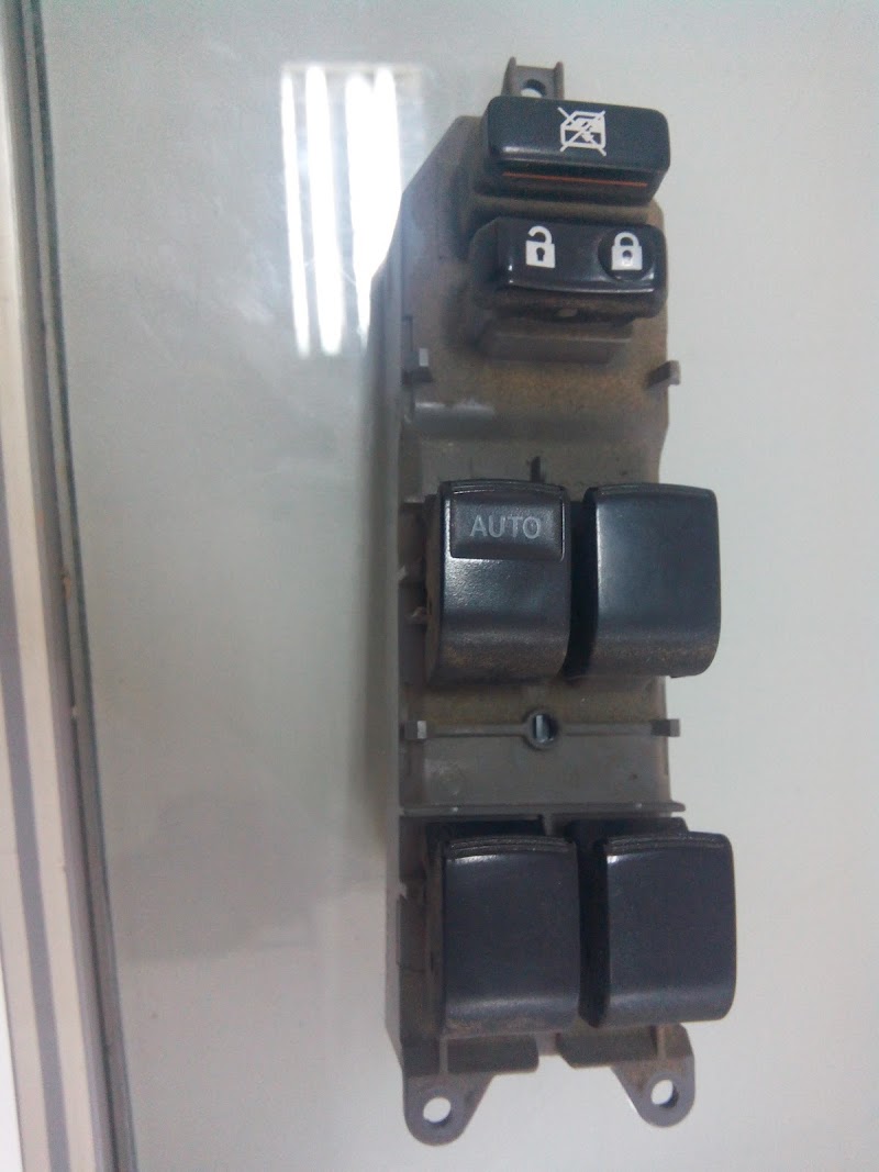 Al Nawras Car Tyres Repairing LLC. — Car Repair Services in Al Raas - Image 4