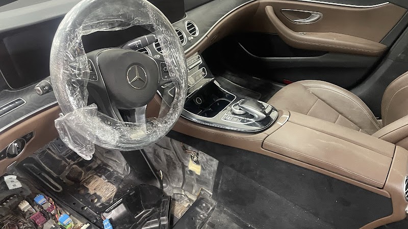 alrawda auto repairing garage — Car Repair Services in Al Raas