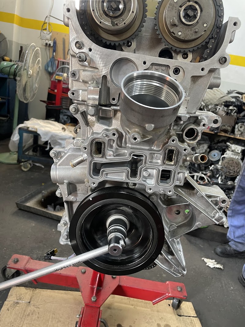 alrawda auto repairing garage — Car Repair Services in Al Raas - Image 5