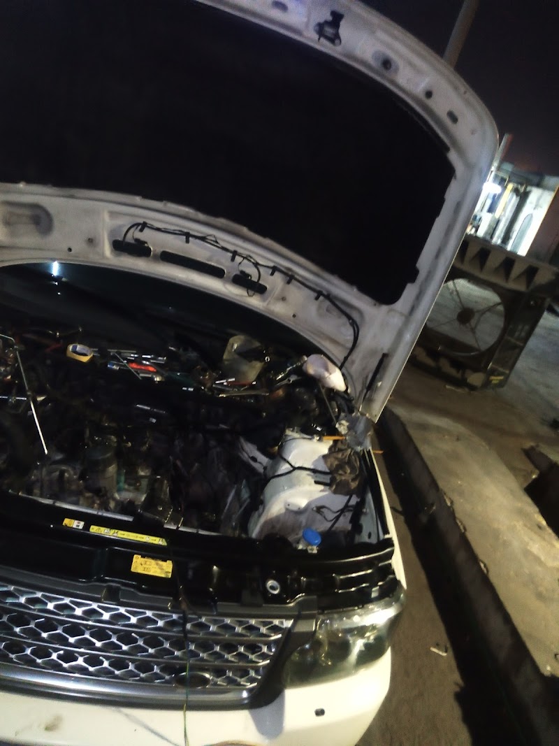 Fazza garage — Car Repair Services in Al Raas - Image 3