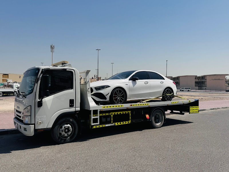 car recovery towing service — Car Recovery Services in Al Rashidiya - Image 2