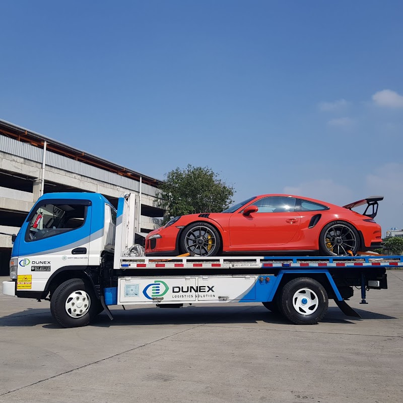 Recovery services — Car Recovery Services in Al Rashidiya - Image 3