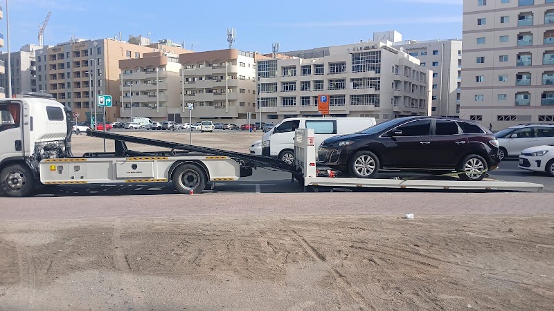 Car Recovery services Al Quoz — Car Recovery Services in Al Rashidiya - Image 3