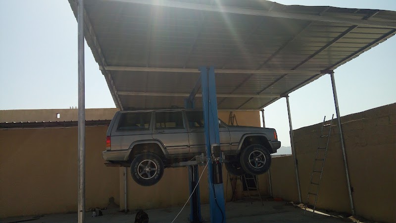Auto repair workshop — Car Repair Services in Al Humrah - Image 2