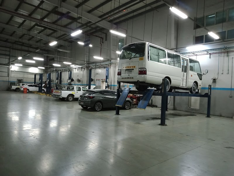 LSC Service Center | Dubai - Al Rashidiya — Tyre Repair Services in Al Rashidiya - Image 5