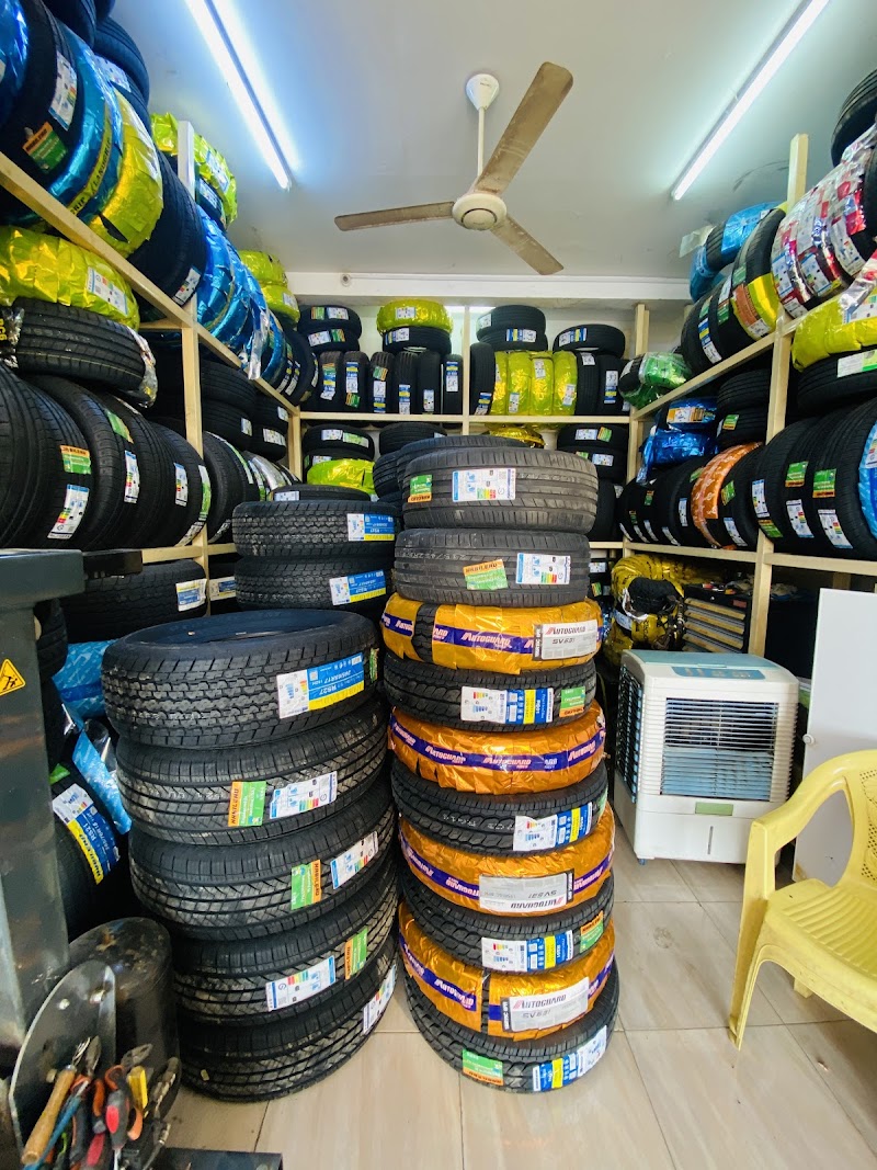 Tiers sales and repair تصليح وبيع ال إطارات — Tyre Repair Services in Al Humrah - Image 5