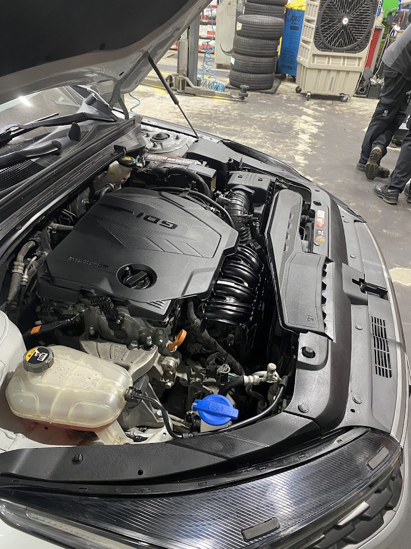 AutoPro - 7034 — Tyre Repair Services in Al Rashidiya - Image 3