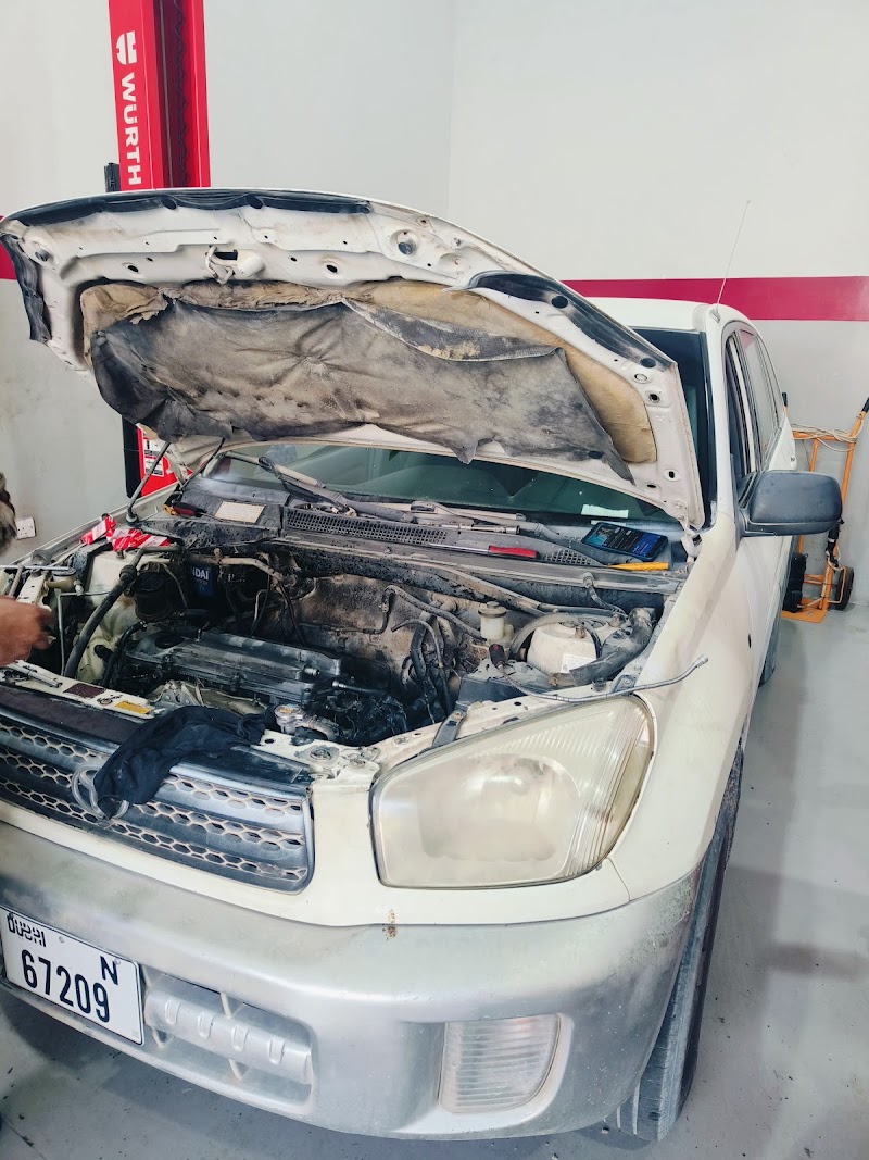 Recovery services 24/7 — Car Recovery Services in Al Nuaimiya - Image 5