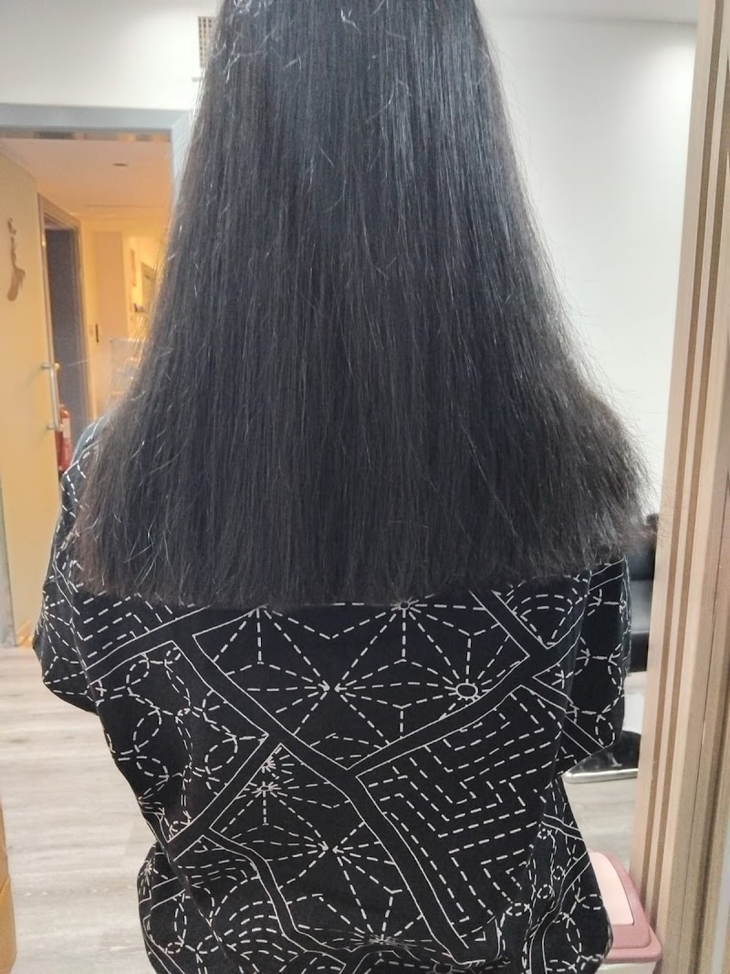 Magic Touch Ladies Salon — Salon for men and Women in Al ain - Image 5