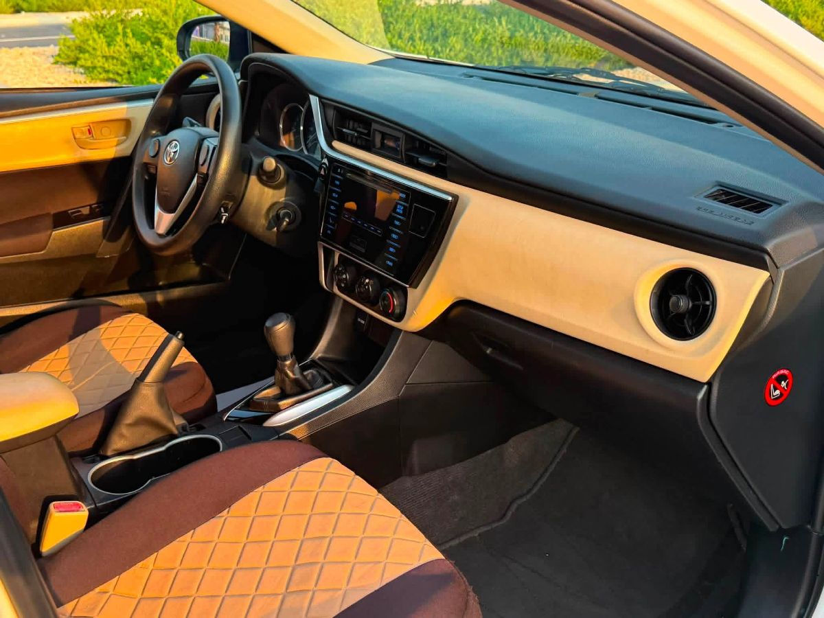 2019 Toyota Corolla  - Image 4