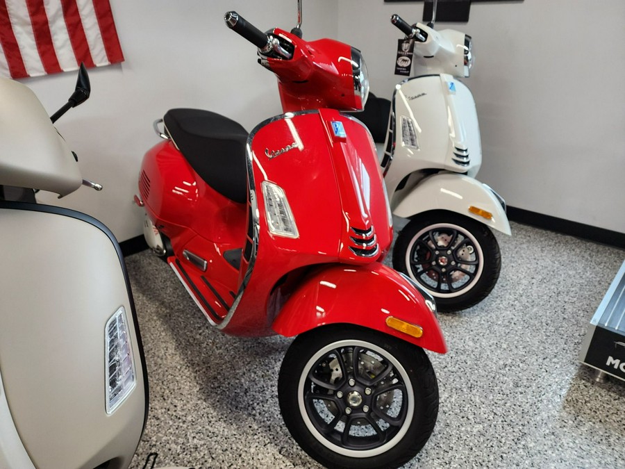New Arriver 2024 Vespa GTS Super 300 for Sale - Image 2