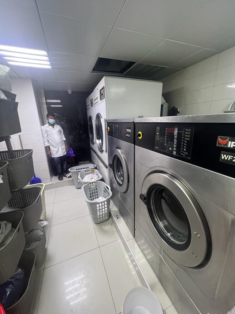 مغسلة لندن الأتوماتيكية London Automatic Laundry — Laundry Services in Al ain - Image 4