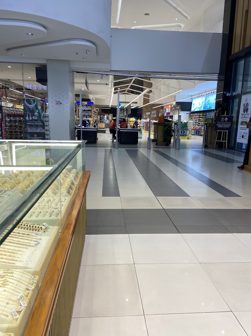 Nesto Hypermarket - Al Nahda 1 — Locks Handles Door Accessories in Sharjah, Al Nahda - Image 4