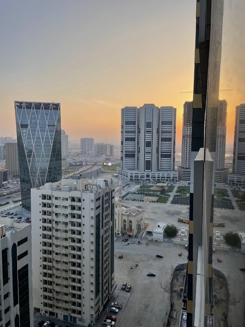 Al Taawun Avenue — Industrial in Sharjah, Al Taawun - Image 2