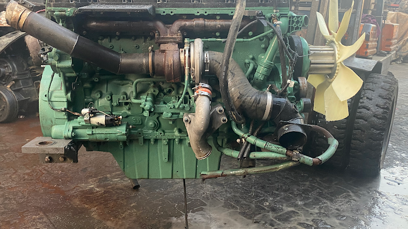Alanwar used heavy equipment spare parts — Heavy Vehicle Truck Parts in Sharjah, Al Taawun