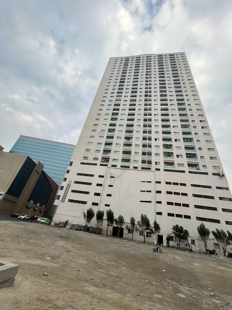 Al Taawun St Parking — Cars in Sharjah, Al Taawun - Image 2