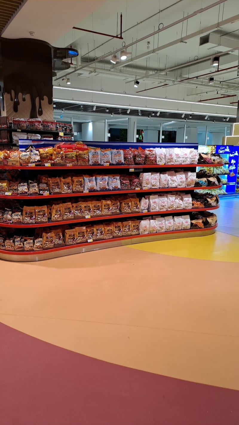 Nesto Hypermarket - Mia Mall — Projectors Monitors in Sharjah, Al Taawun - Image 4