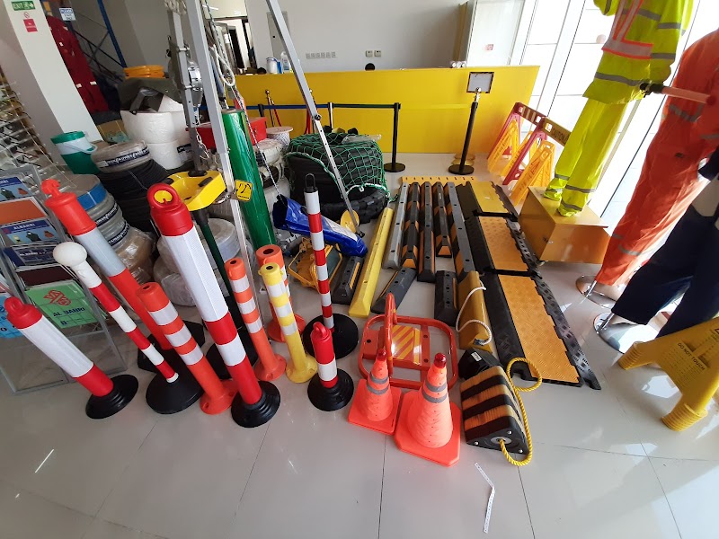 Al Bahri Hardware & Safety Eqpt.LLC (Mussaffah) — Safety Gear Ppe in Sharjah, Al Taawun - Image 5