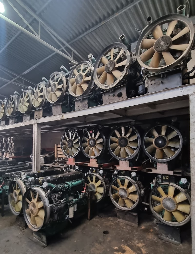 TRUCK PARTS — Car Spare Parts in Sharjah, Al Nahdah