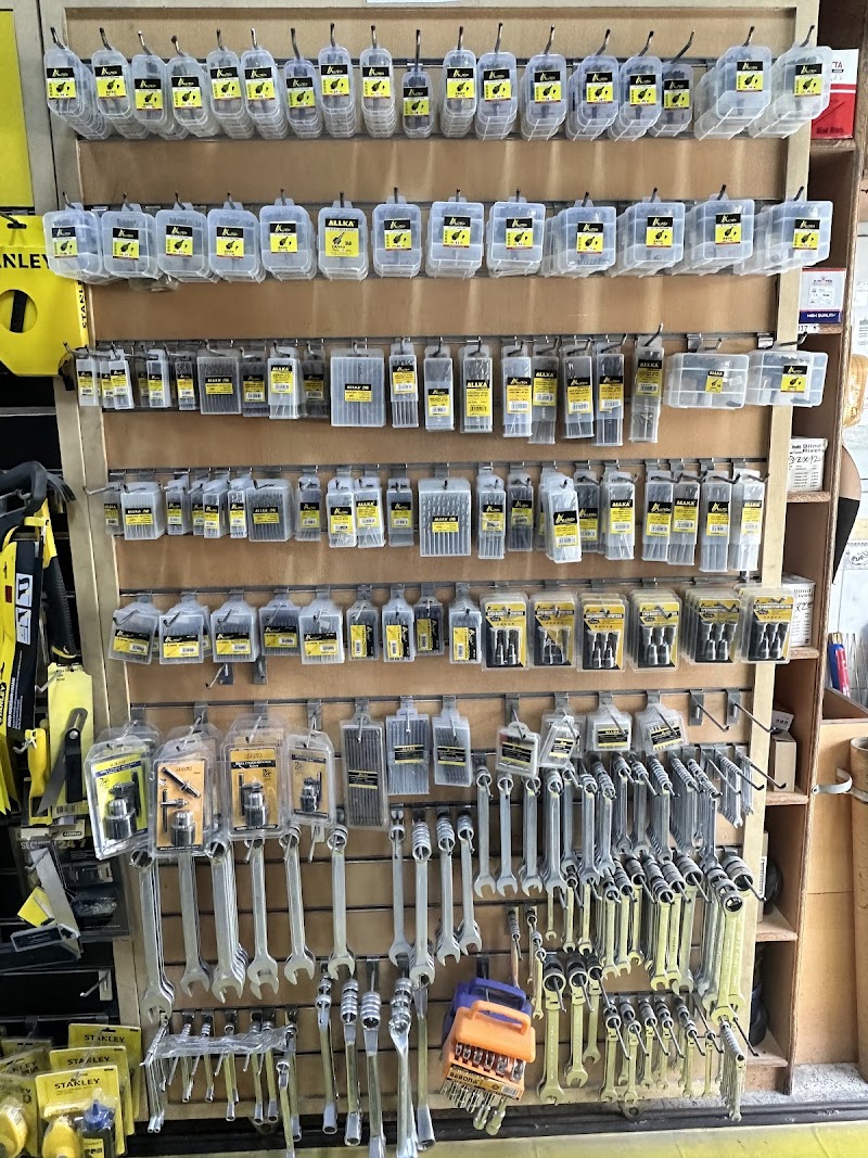 Al Badr Al Tamam Hardware Trdg — Ladders Workbenches in Sharjah, Al Taawun - Image 4