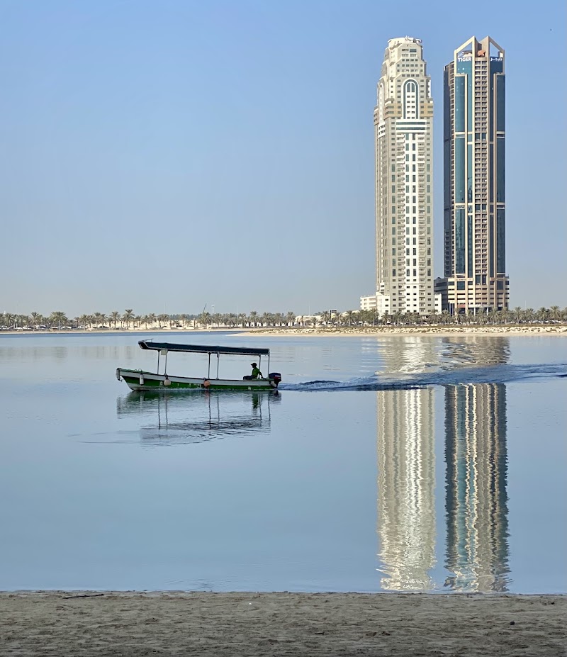 Al Khan Palace Tower — Apartments For Rent in Sharjah, Al Khan - Image 4