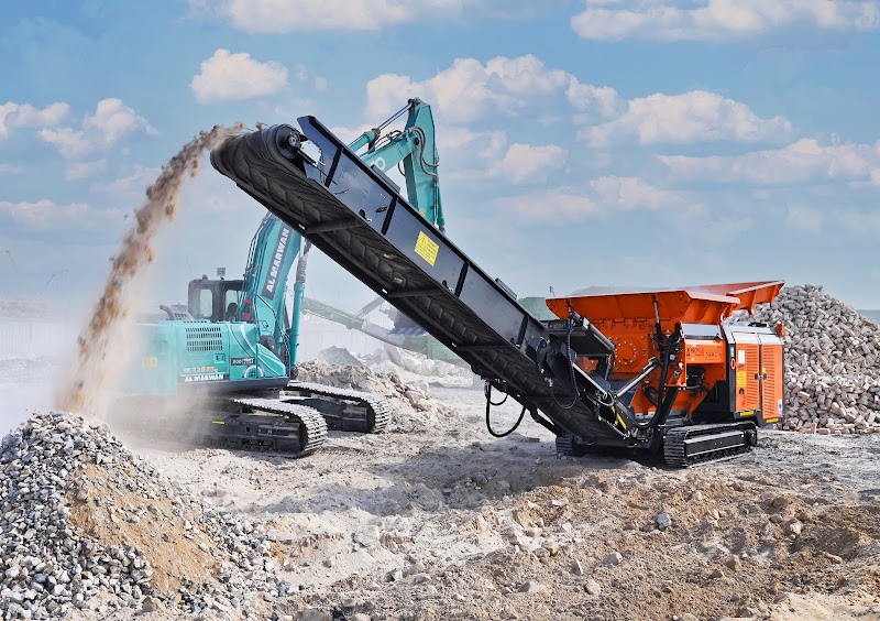 Al Marwan Heavy Machinery — Generators in Sharjah, Al Khan - Image 2