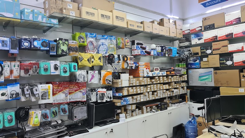 Rukn Al Zahra Computers Trading LLC — Projectors Monitors in Sharjah , Al Khan - Image 2