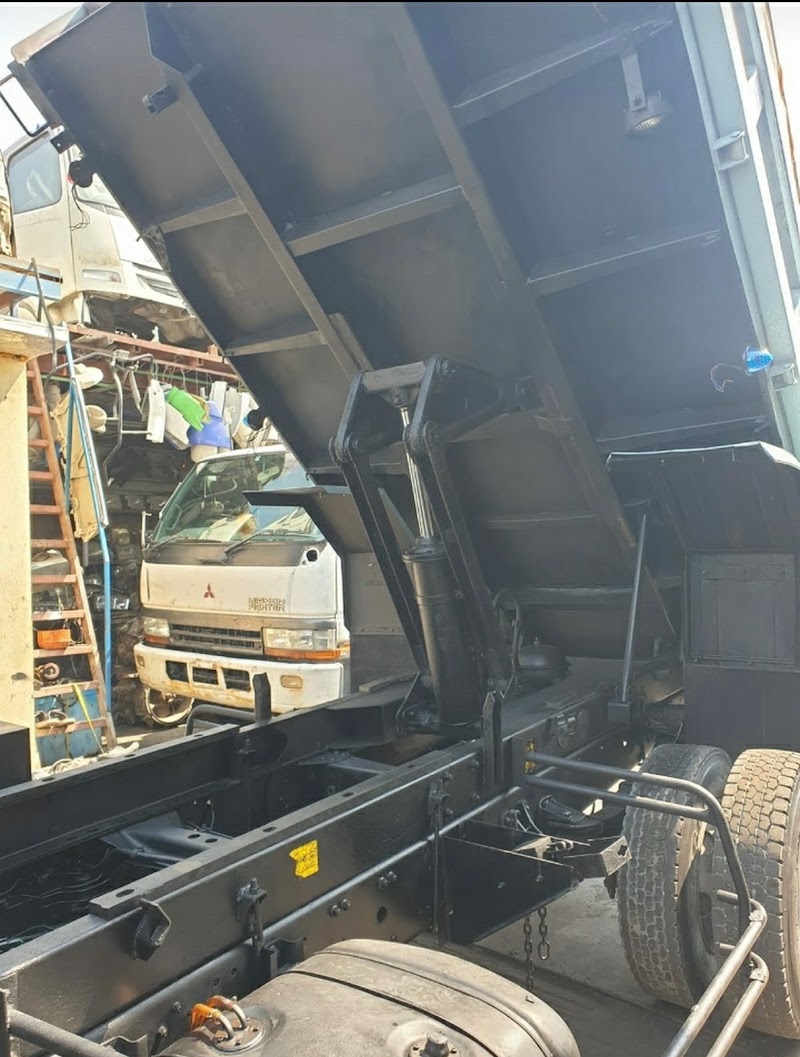 Truck spare parts — Trucks Heavy Vehicles in Sharjah, Al Khan - Image 5
